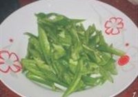 尖椒炒豆皮丝的做法 步骤1