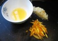 迷迭香烤虾的做法 步骤2