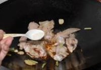 茶树菇烧鸡翅的做法 步骤9