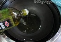 糖醋油爆虾的做法 步骤2