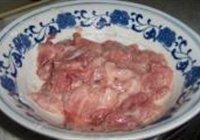 鲜蘑肉片的做法 步骤3