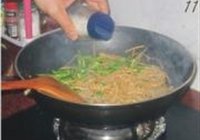 尖椒炒豆皮丝的做法 步骤11