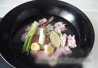 糖醋排骨的做法 步骤3