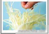 韭黄炒肉皮的做法 步骤4