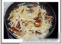韭黄炒肉皮的做法 步骤12