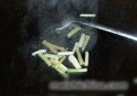 荸荠鸡翅的做法 步骤6