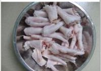 花生眉豆鸡脚汤的做法 步骤2