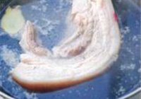萝卜红烧肉的做法 步骤3