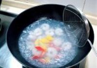 香芒炒虾球的做法 步骤4