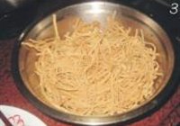 尖椒炒豆皮丝的做法 步骤3
