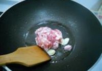 豆角炒肉的做法 步骤7