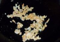 豆苗炒虾片的做法 步骤6