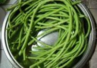 肉丁酸豆角的做法 步骤1