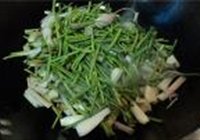 荞头炒萝卜仔的做法 步骤5