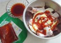 红酒蒜香烤猪排的做法 步骤5