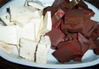 鱼香肉末黑白豆腐的做法 步骤1