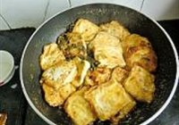 香椿锅塌豆腐的做法 步骤15
