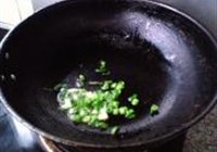 尖椒干豆腐的做法 步骤4