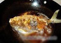红烧银鲳鱼的做法 步骤7