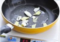 糖醋排骨的做法 步骤3