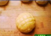 草莓菠萝包的做法 步骤12