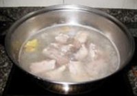 土豆焖排骨的做法 步骤5