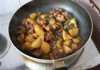 土豆烧排骨的做法 步骤10
