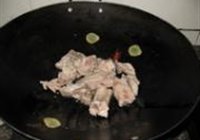 土豆焖排骨的做法 步骤8