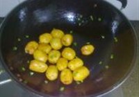 红烧小土豆的做法 步骤7