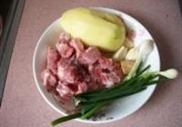 土豆烧排骨的做法 步骤1