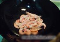 美极馋嘴虾的做法 步骤4