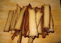 菜椒炒卤豆腐的做法 步骤2