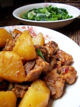 土豆烧排骨