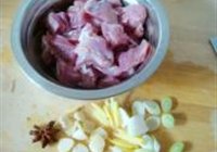 红烧肉炖土豆的做法 步骤1