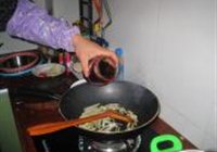 酸甜鱼块的做法 步骤7