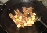 薯仔焖鸭的做法 步骤5