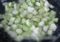 西兰花根茎炒素丁的做法 步骤13