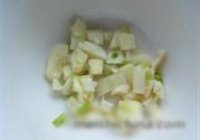 西兰花根茎炒素丁的做法 步骤10