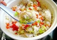 文蛤西红柿煲仔饭的做法 步骤6