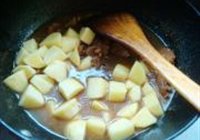 红烧肉炖土豆的做法 步骤5
