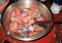 酸甜鱼块的做法 步骤1