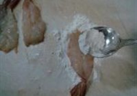 三片敲虾的做法 步骤2