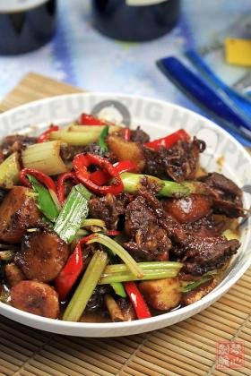 薯仔焖鸭