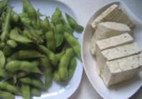 臭豆腐烧毛豆的做法 步骤1