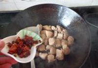 萝卜红烧肉的做法 步骤11