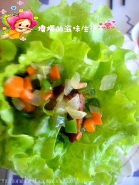 包肉菜卷