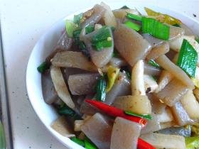 酸菜魔芋豆腐