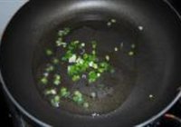 茭白炒毛豆籽的做法 步骤8