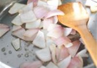 干煸肥肠的做法 步骤6