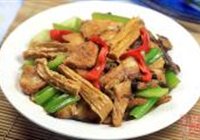 枝竹焖鲩鱼的做法 步骤9